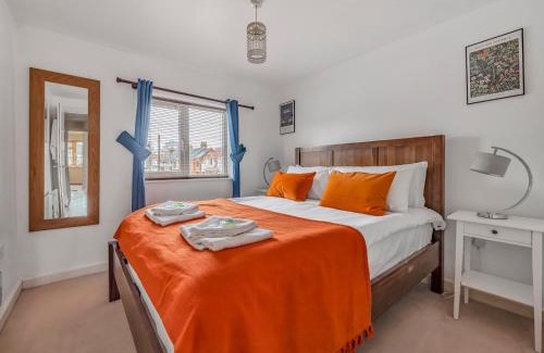 Headington Apartment | Pass the Keys Stylish 2BR Apartment Parking x 2 Oxford