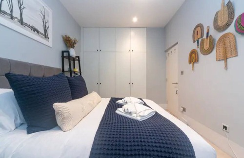 Shaftesbury House | Pass the Keys | Stylish Victorian Gem 1Br Central Location