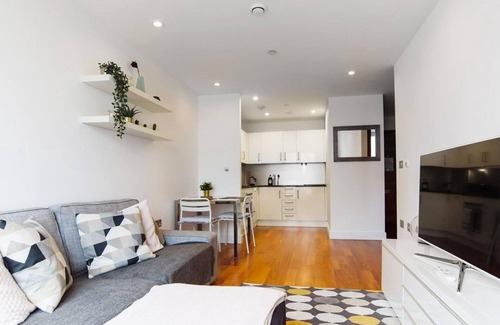 Cardiff City Centre Apartment | Pass the Keys | The Most Central Apartment in Cardiff