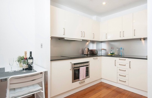 Cardiff City Centre Apartment | Pass the Keys | The Most Central Apartment in Cardiff
