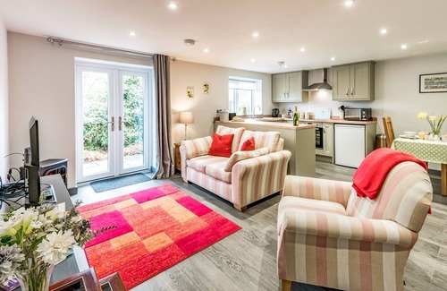 Shrewsbury House | Pass the Keys | Unique charming and peaceful countryside lodge
