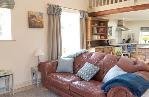 Wedmore Cottage | Pass the Keys | Wilf's Barn, Wedmore a romantic cottage for two