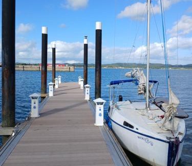 Aruanda Boat Rental | Passeio com o Veleiro Ventão