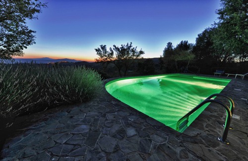 Montegabbione House | Passerina House: the unknown Umbria. Old stone farmhouse with a view