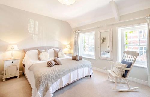 Swanage House | Passiflora Cottage