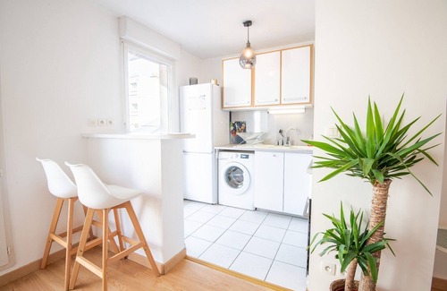La Fuye-Velpeau Apartment | Pastel colors - Tours