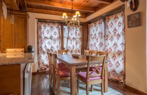 Baqueira Apartment | Pastorets by Totiaran