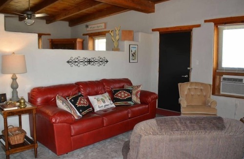 Study Butte-Terlingua House | Pat O’s Place: Quiet, Comfortable & Convenient
