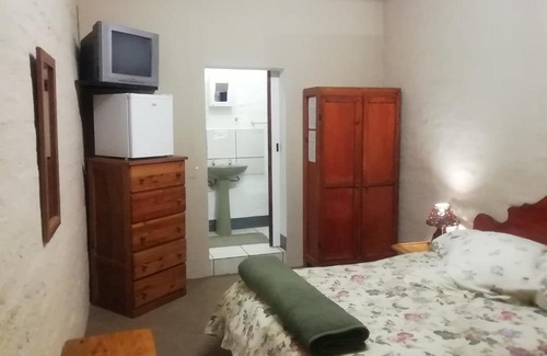 eNtokozweni House | Pat's Place