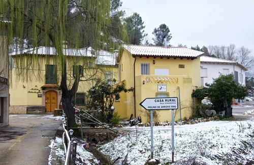 Dehesa de Santiago Cottage | Pataslargas mill with charm in Río Mundo
