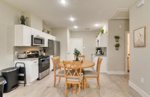 Northeast Houston Apartment | Patio and Fenced Yard Apt 9 Mi to Dtwn Houston!