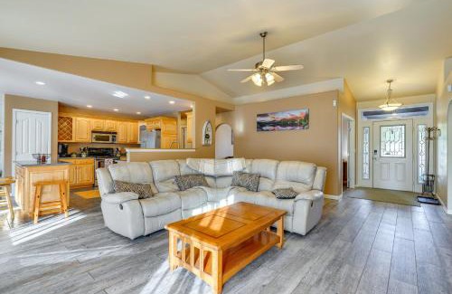 Pueblo West House | Patio and Grill Family Home in Pueblo West