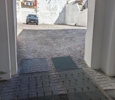 Algeciras Apartment | Patio Cuarenta 2A