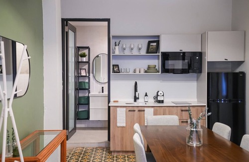 Santurce Hotel | Patio Elba Heritage 2 Bedroom Suite