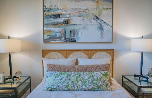 Desert View Village Apartment | Patio Retreat - Dedicated Workspace - Pools - Parking S134