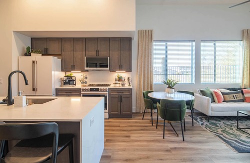 Desert View Village Condo | Patio Retreat Pools Parking Scottsdale Rodeo