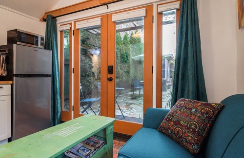 Humboldt Villa | Patio Villa for 1-4 w/kitchens & gas firepit