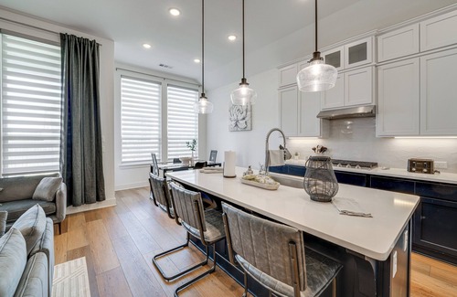 South Arlington House | Patio & Yard: Beautiful Family Home in Mansfield!