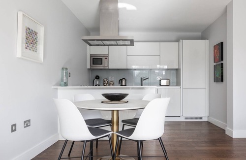 Bunhill Apartment | Paton Street by onefinestay