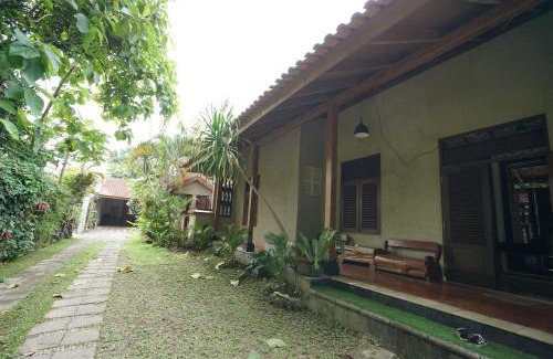 Mlati Villa | Patria Villa With Private Pool Near Hyatt