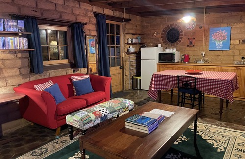 Witchcliffe Apartment | Patricia's Garden Studio at Swallows Welcome farm, close to Margaret River