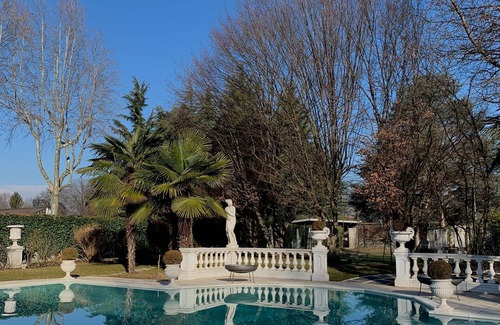 Castelletto di Momo Villa | Patrician villa Magnago (MI) Miami style.