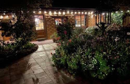 Witchcliffe Ski Chalet | Patricias Garden Studio