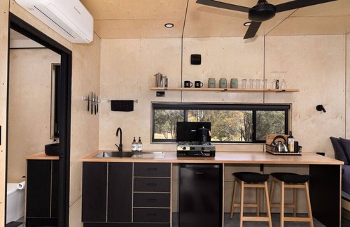 Muchea Cabin | Patrick the tiny cabin in Chittering