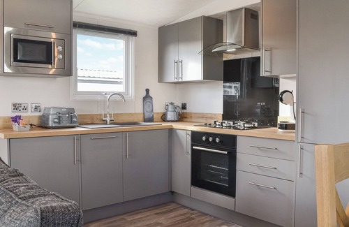Patrington Haven Cottage | Patrington Haven is a pristine lodge park with an array of facilities.