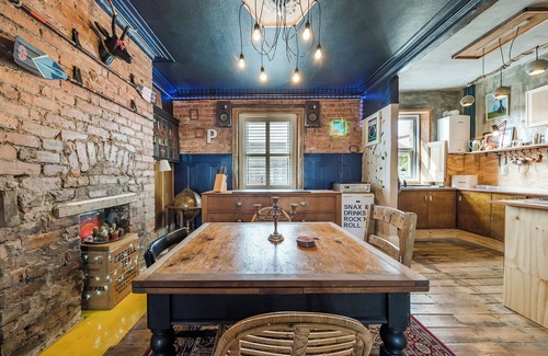 Whitley Bay Cottage | PAT’S PALACE, family friendly in Whitley Bay