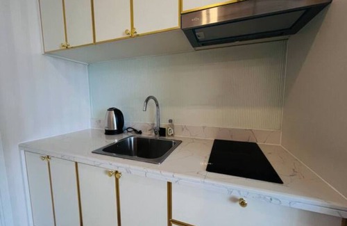 Na Chom Thian Condo | Pattaya boutique studio/private beach/garden-style water apartment/gym