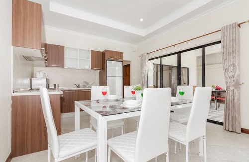 Pratumnak Hill House | Pattaya Crystal Pool Villa 41