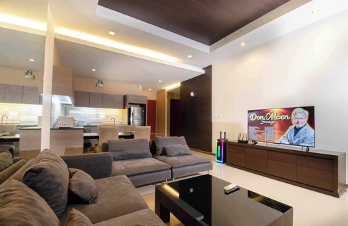 Na Kluea Villa | pattaya pool villa 4 bedrooms