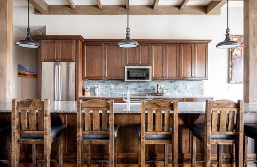 Bozeman House | Patterson Farm - Beautiful Home Just South of Bozeman Near Hyalite Canyon!