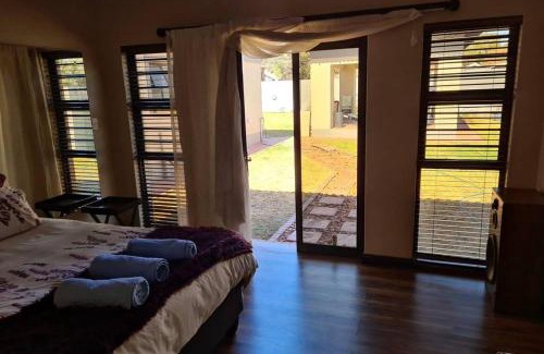 Kathu Apartment | Pattys Place 12 Haakbos Street