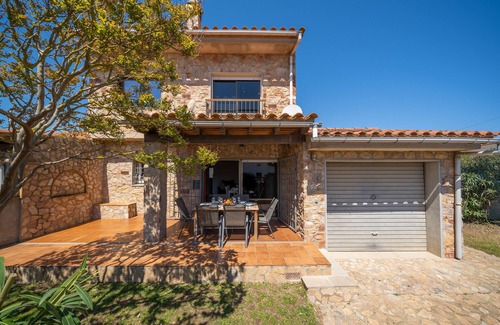 L'Escala Villa | Paulina: Holiday home in beautiful neightborhood