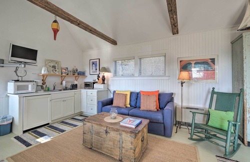 Tenants Harbor Cottage | Pauls Cottage in Tenants Harbor, 1 Min to Shore