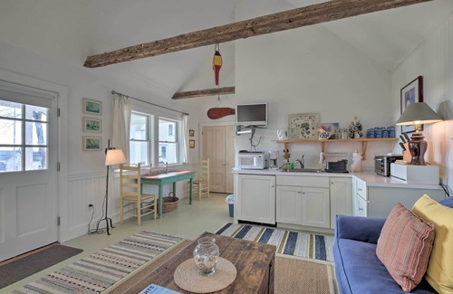 Tenants Harbor Cottage | Pauls Cottage in Tenants Harbor, 1 Min to Shore