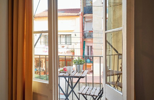Sants-Badal Apartment | PAVIA1-2 · Fantastic 3 BR apartment in Sants