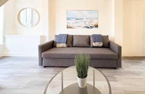 Gorleston-on-Sea House | Pavilion - Beachfront Property