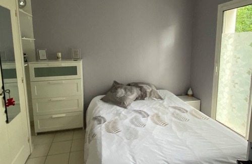 Champs-sur-Marne House | Pavillon 8 Personnes Entre Paris & Disney, Proche Bords de Marne