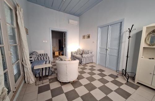 Historical Center House | Pavlos Place - Blue Haven