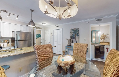 Pawleys Island House | Pawleys Island 1st Floor Condo in Serene Golf Course Community, Near Beach
