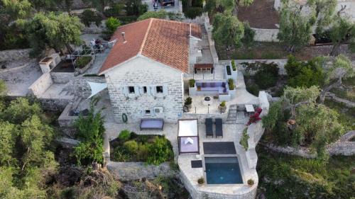 Katsimatika House | Paxos StoneHouse