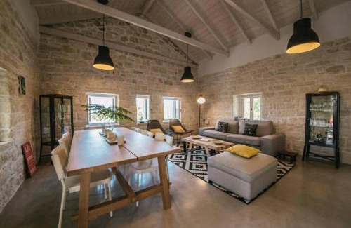 Katsimatika House | Paxos StoneHouse