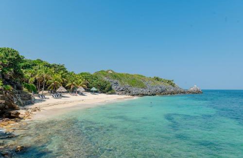 Diamond Rock Hotel | Paya Bay Resort