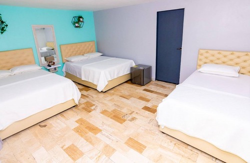 Tierra Bomba Island House | PB-F17 HABITACIÓN FAMILIAR EN ISLA CON DESAYUNO