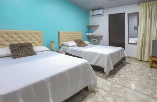 Tierra Bomba Island Apartment | PB-T12 HABITACIÓN CUÁDRUPLE EN ISLA CON DESAYUNO