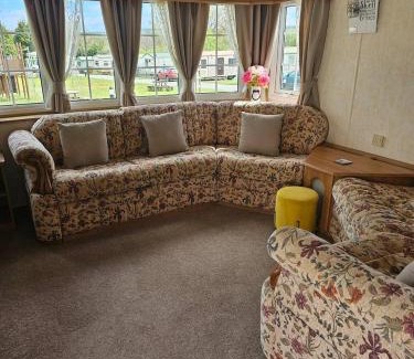 Glynarthen Resort | PB6