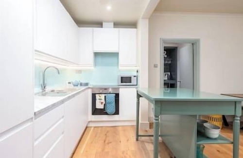 Courtfield Apartment | PBC | Two bedroom Apartment South Kensington WP18